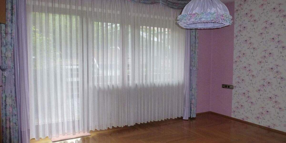 Einfamilienhaus Hüttlingen - 1 Zimmer, 255 m&sup2;, 735.000&euro; | Angebot:25775562