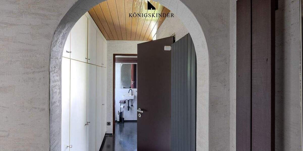 Einfamilienhaus Schwäbisch Gmünd Hussenhofen - 8 Zimmer, 282 m&sup2;, 799.000&euro; | Angebot:25770783