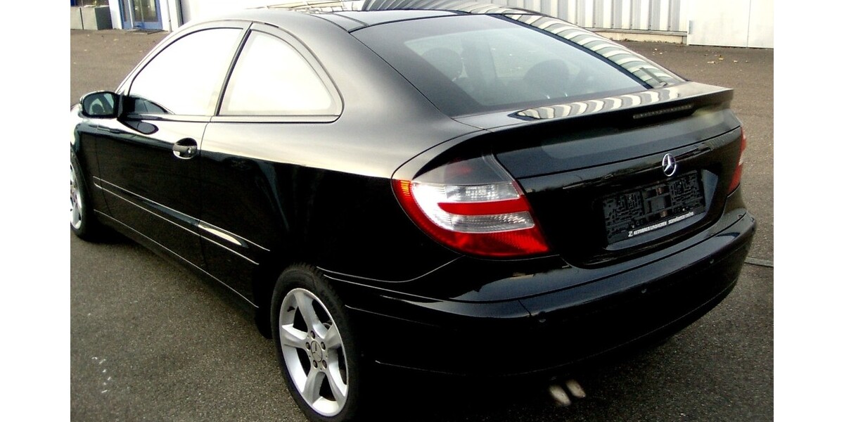 Mercedes-Benz Coupé 204.000 km 5.300 &euro; Heuchlingen 73572