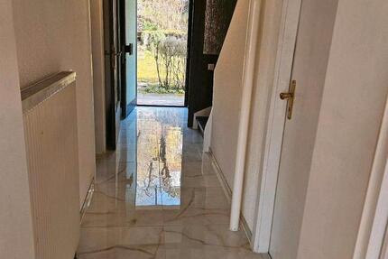 Haus Oberkochen - 4 Zimmer, 107 m&sup2;, 1.230&euro; | Angebot:25944489