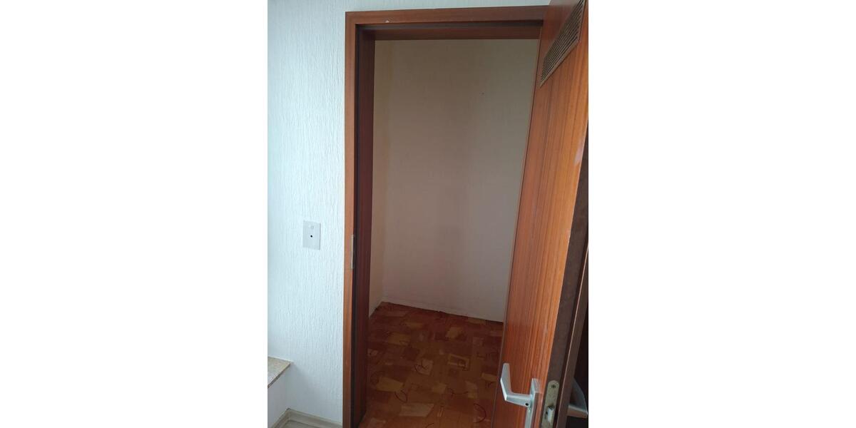 Etagenwohnung Schwäbisch Gmünd - 3.5 Zimmer, 90 m&sup2;, 285.000&euro; | Angebot:26492672