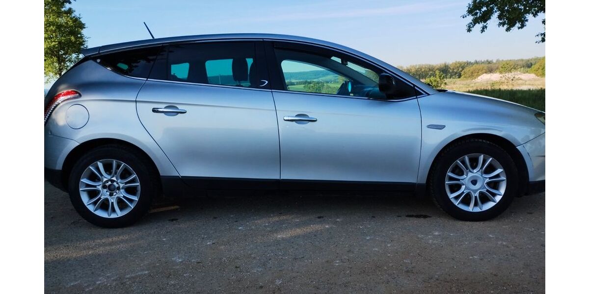 Lancia Delta 182.000 km 3.499 &euro; Ellwangen 73479