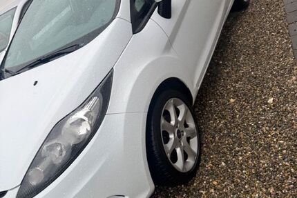 Ford Fiesta 163.000 km 3.444 &euro; Essingen 73457
