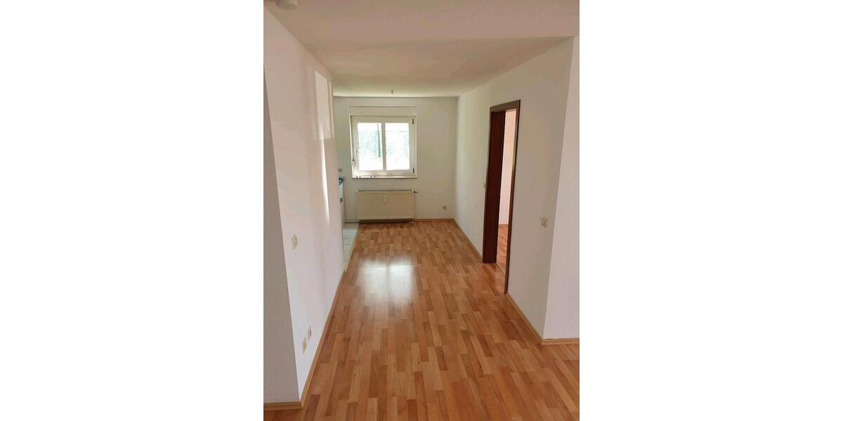 Erdgeschoßwohnung Täferrot - 2.5 Zimmer, 58 m&sup2;, 680&euro; | Angebot:26679222