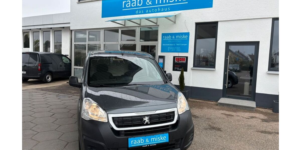 Peugeot Partner 111.000 km 6.490 &euro; Essingen 73457