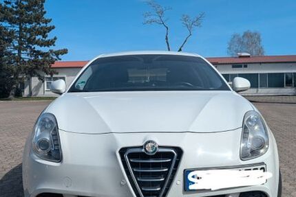 Alfa Romeo Giulietta 167.000 km 4.500 &euro; Lauchheim 73466