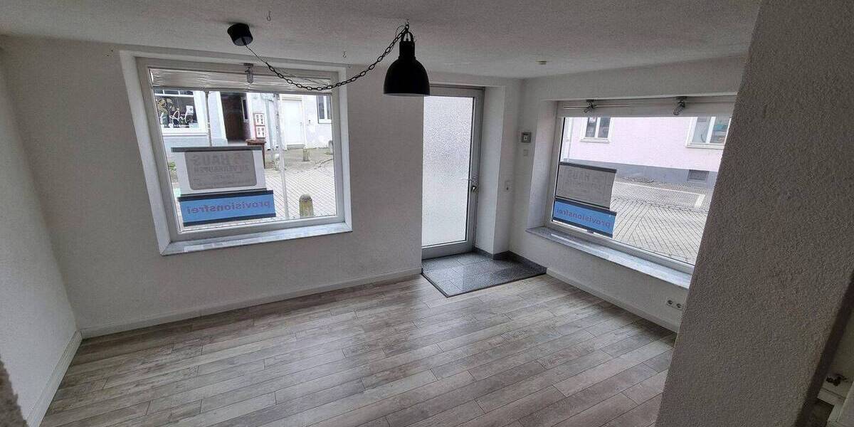 Mehrfamilienhaus, Wohnhaus Schwäbisch Gmünd - 6 Zimmer, 105 m&sup2;, 265.000&euro; | Angebot:25657385