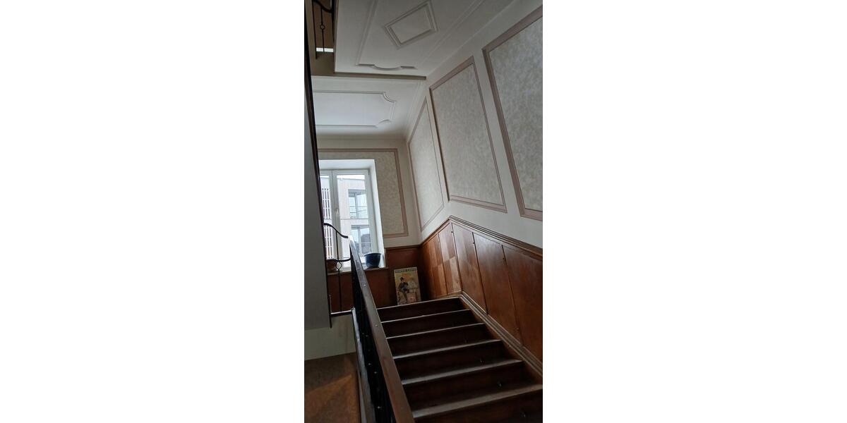 Etagenwohnung Nördlingen - 5 Zimmer, 170 m&sup2;, 1.800&euro; | Angebot:25026413