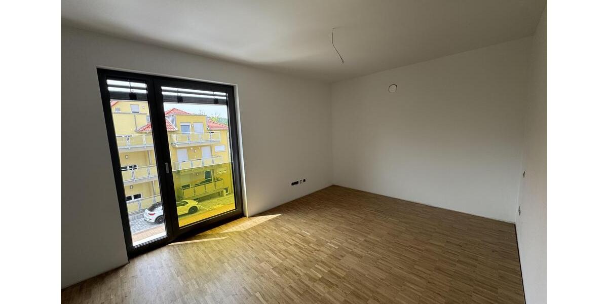 Etagenwohnung Gaildorf - 3 Zimmer, 96 m&sup2;, 1.200&euro; | Angebot:21113272