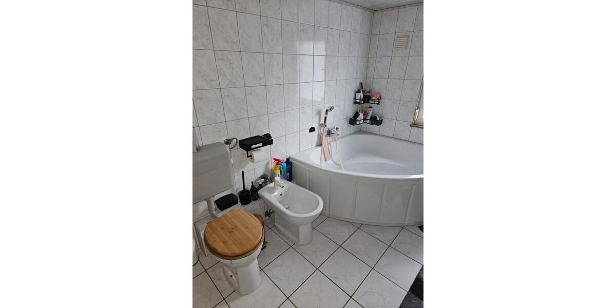 Doppelhaushälfte Aalen - 5 Zimmer, 160 m&sup2;, 340.000&euro; | Angebot:25875703