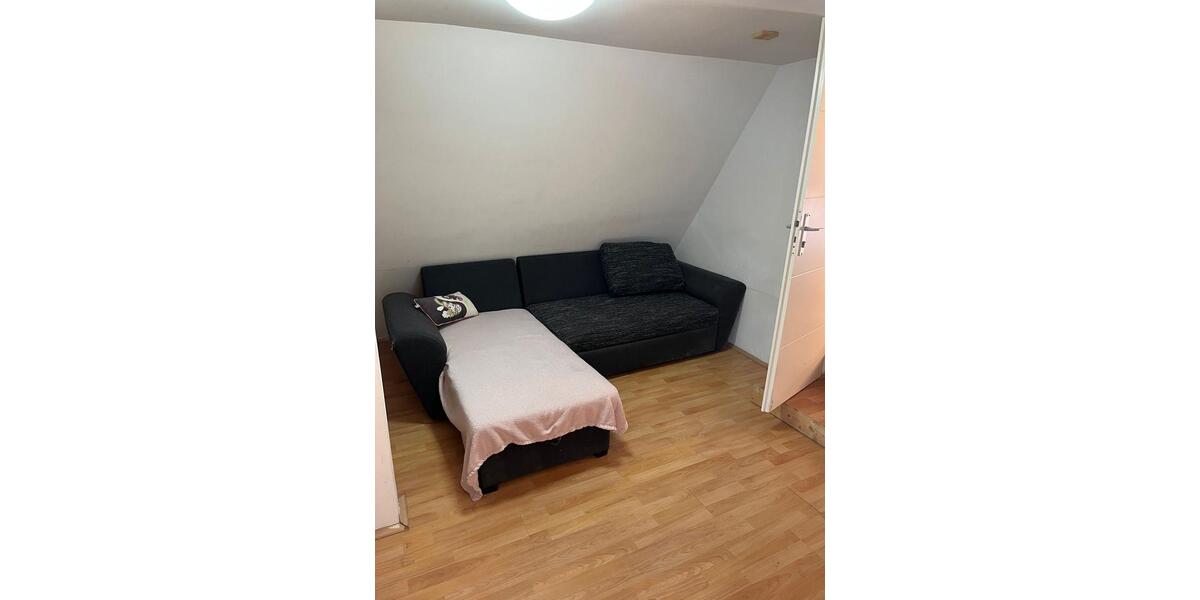 Dachgeschoßwohnung Heidenheim an der Brenz - 1 Zimmer, 40 m&sup2;, 420&euro; | Angebot:26642758