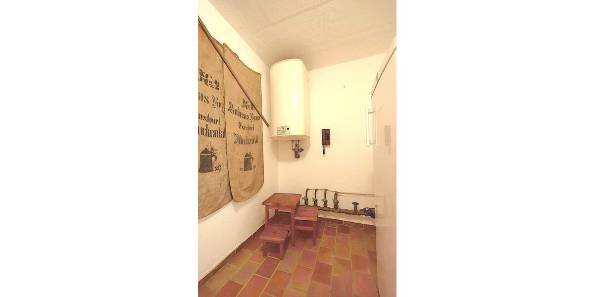 Mehrfamilienhaus, Wohnhaus Ellwangen (Jagst) Neunheim - 1 Zimmer, 259 m&sup2;, 693.500&euro; | Angebot:26616768