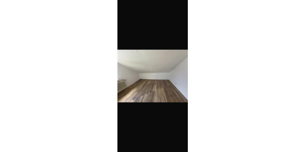 Dachgeschoßwohnung Aalen Dewangen - 3 Zimmer, 71 m&sup2;, 1.050&euro; | Angebot:26634524