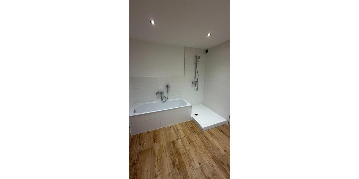 Etagenwohnung Mutlangen - 4 Zimmer, 110 m&sup2;, 1.300&euro; | Angebot:25843633