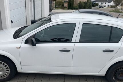 Opel Astra 151.000 km 2.290 &euro; Herbrechtingen 89542