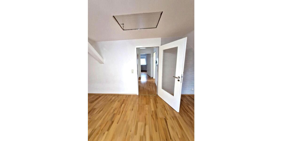 Mehrfamilienhaus, Wohnhaus Ellwangen (Jagst) - 7 Zimmer, 100 m&sup2;, 598.000&euro; | Angebot:26525988