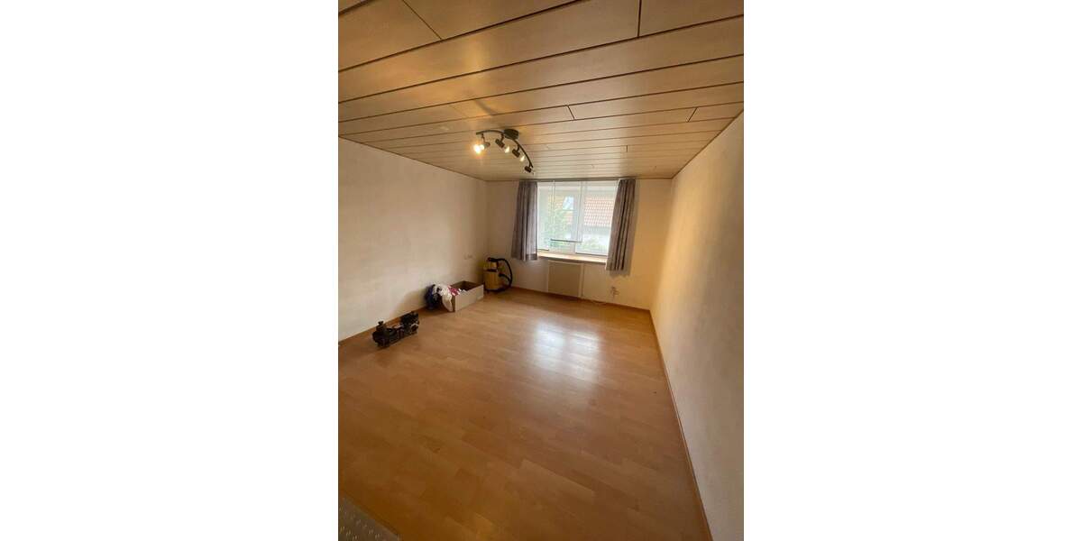 Einfamilienhaus Kirchheim am Ries Kirchheim - 5 Zimmer, 134 m&sup2;, 285.000&euro; | Angebot:25678637