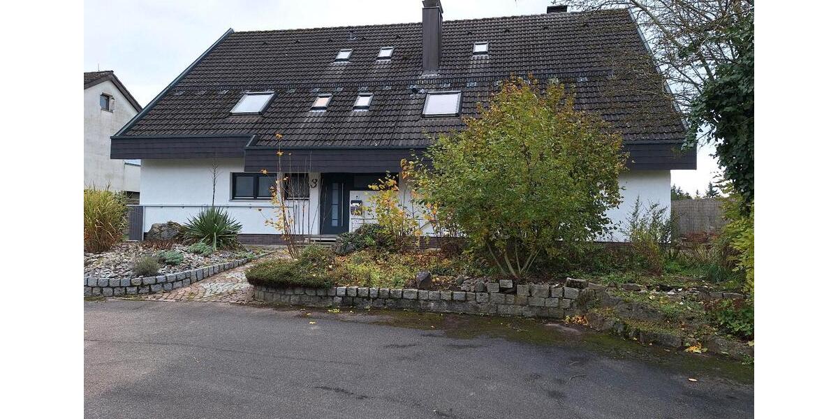 Einfamilienhaus Ellwangen (Jagst) - 12 Zimmer, 320 m&sup2;, 699.000&euro; | Angebot:25991198