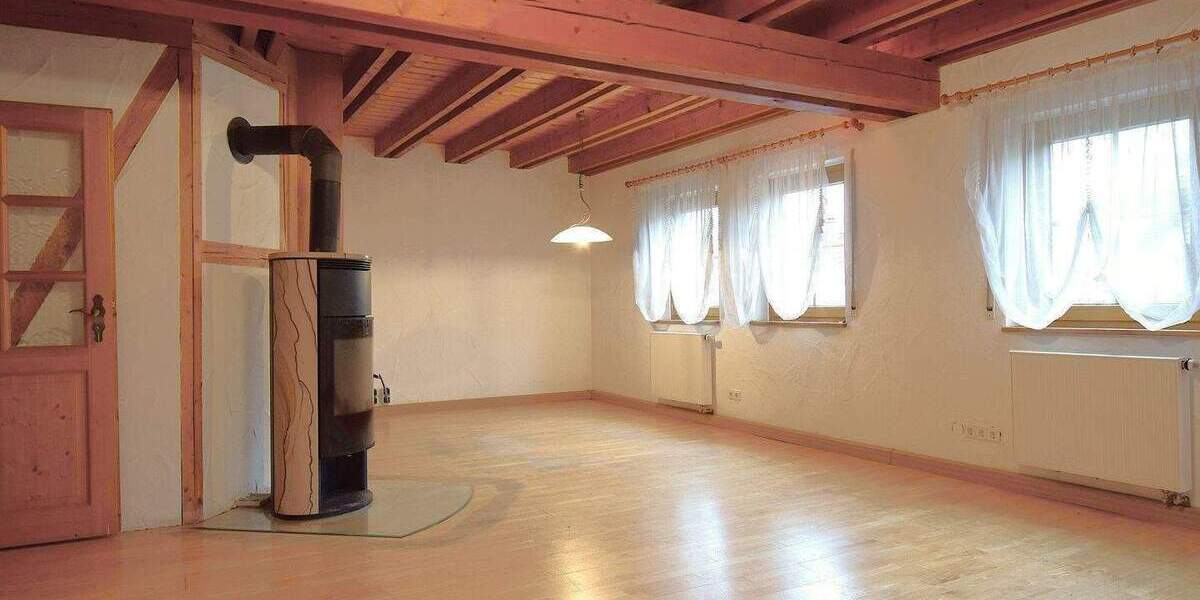Mehrfamilienhaus, Wohnhaus Böbingen an der Rems Böbingen - 7 Zimmer, 224 m&sup2;, 600.000&euro; | Angebot:26703166
