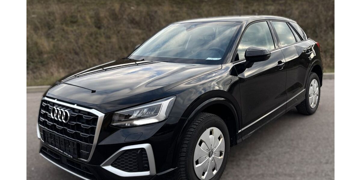 Audi Q2 48.000 km 23.100 &euro; Essingen­­­ 73457