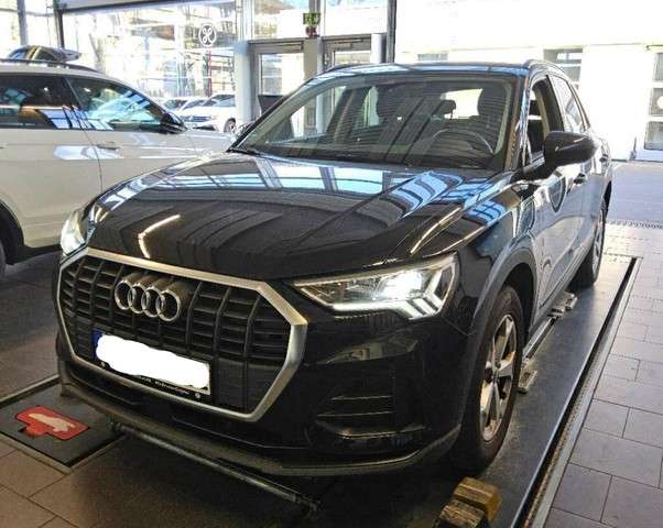 Audi Q3 41.273 km 29.980 &euro; Schwäbisch-Gmünd 73527