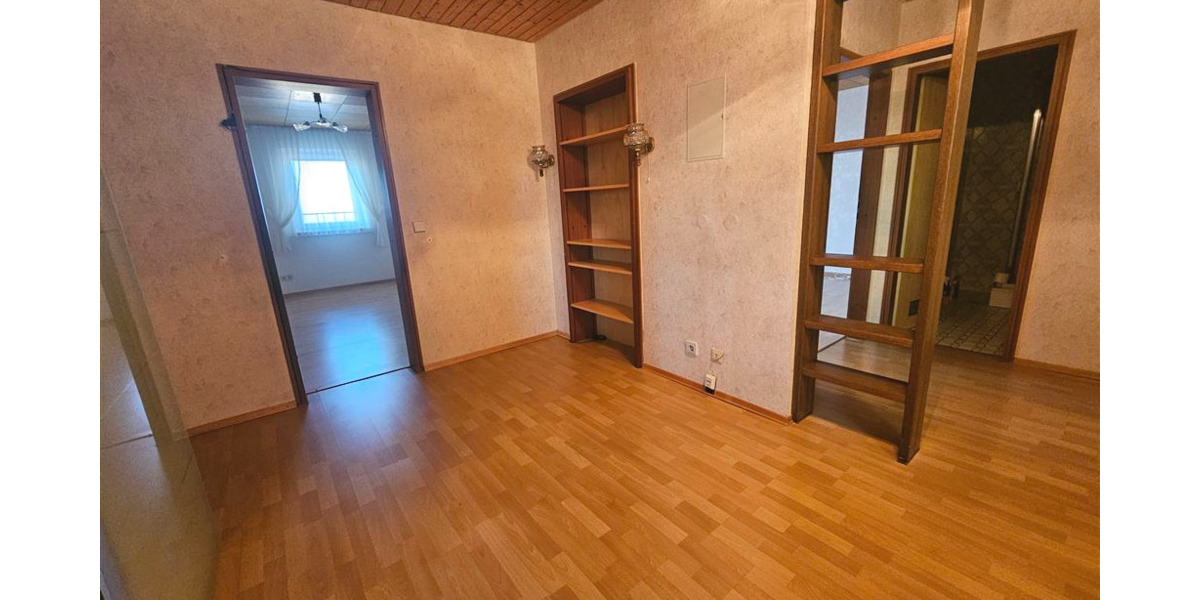 Etagenwohnung Heidenheim Schnaitheim - 4 Zimmer, 97 m&sup2;, 225.000&euro; | Angebot:25740479
