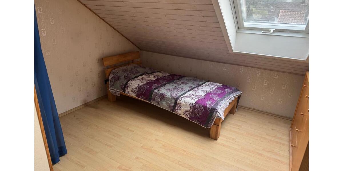 Dachgeschoßwohnung Gaildorf - 3 Zimmer, 67 m&sup2;, 650&euro; | Angebot:25872134