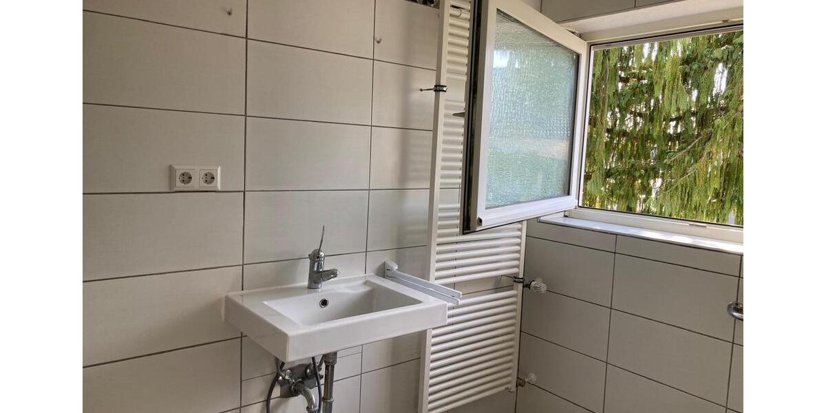 Erdgeschoßwohnung Aalen Dewangen - 5.5 Zimmer, 138 m&sup2;, 1.380&euro; | Angebot:25792700