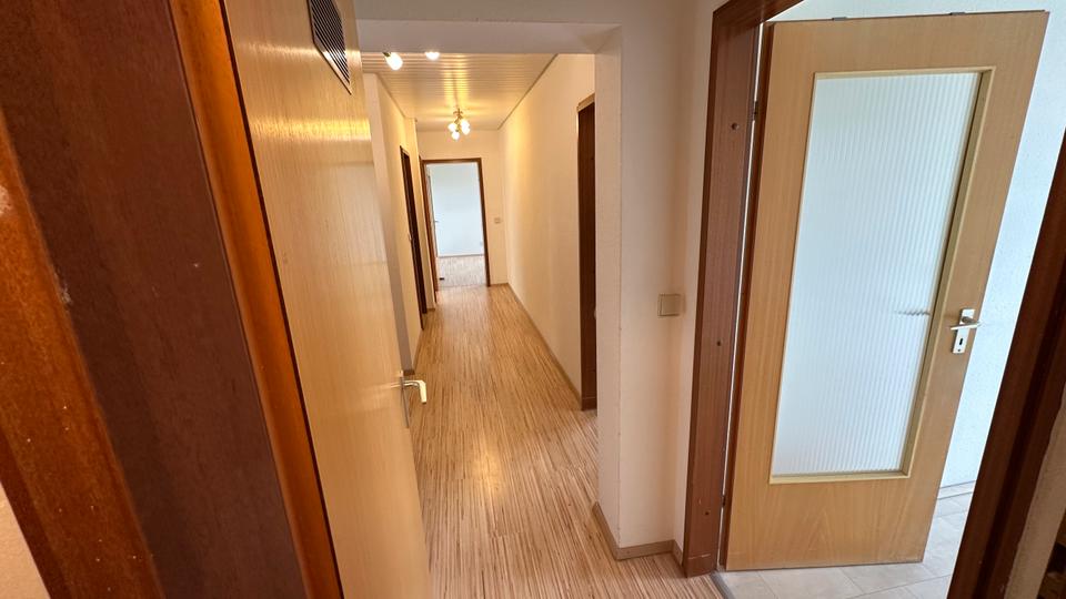 Etagenwohnung Heidenheim an der Brenz Aufhausen - 3 Zimmer, 82 m&sup2;, 184.000&euro; | Angebot:24690480