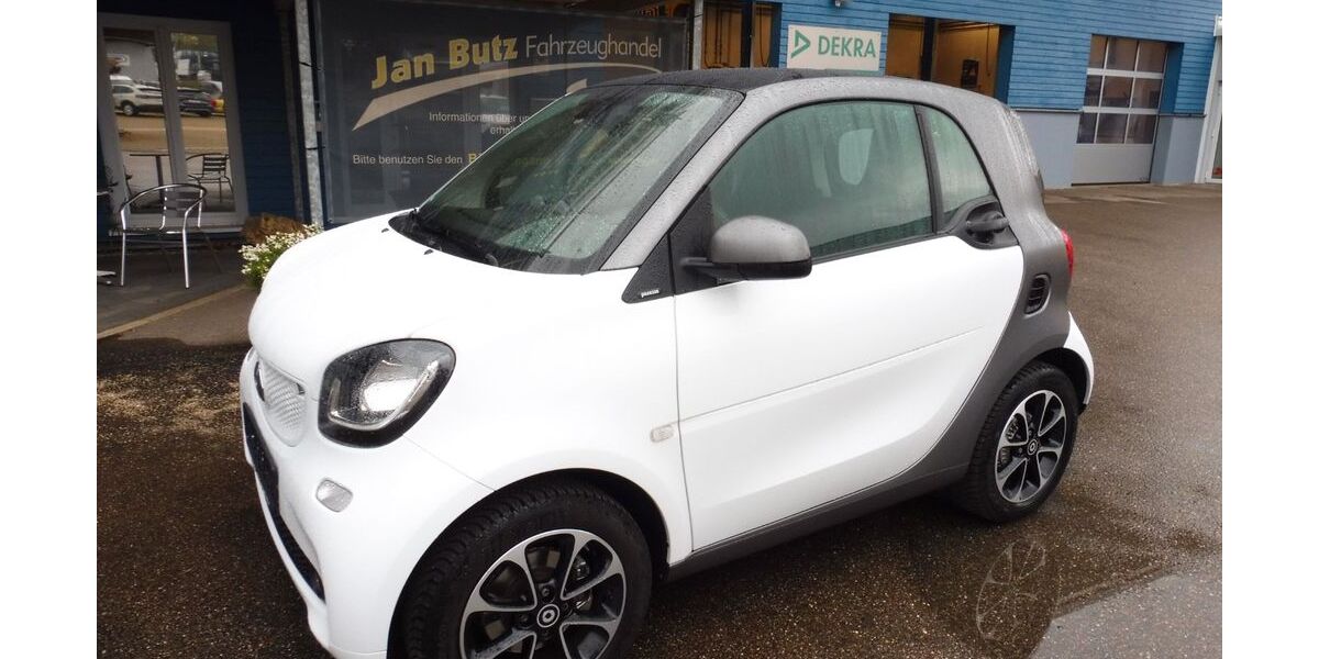Smart ForTwo 25.328 km 13.544 &euro; Lauchheim 73466