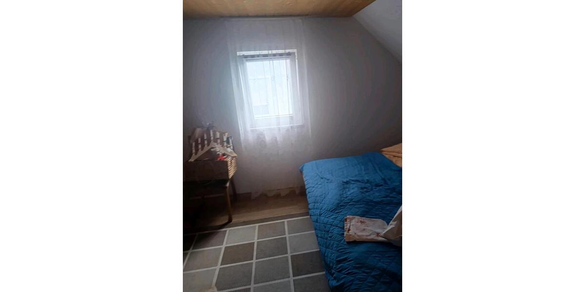Einfamilienhaus Donzdorf - 4.5 Zimmer, 96 m&sup2;, 230.000&euro; | Angebot:27102004