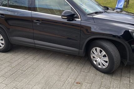 VW Tiguan 125.510 km 8.300 &euro; Giengen-Sachsenhausen 89537