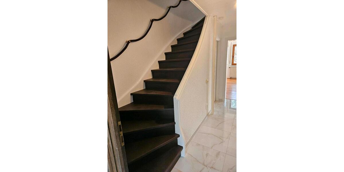 Reihenhaus Oberkochen - 4 Zimmer, 107 m&sup2;, 1.230&euro; | Angebot:25944489