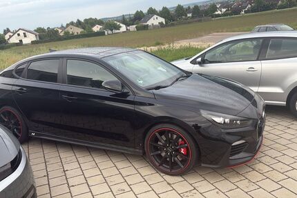 Hyundai i30 97.000 km 20.000 &euro; Pflaumloch 73469