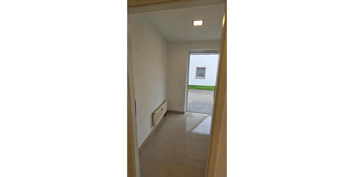 Erdgeschoßwohnung Riesbürg - 5 Zimmer, 124 m&sup2;, 990&euro; | Angebot:26458250