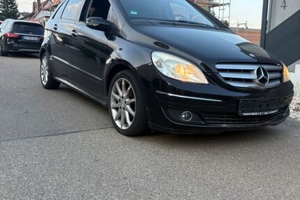 Mercedes-Benz B 170 175.000 km 1.250 &euro; Oberkochen 73447