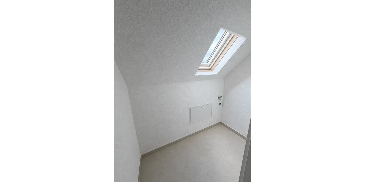 Dachgeschoßwohnung Aalen Attenhofen - 2.5 Zimmer, 46 m&sup2;, 700&euro; | Angebot:27595942