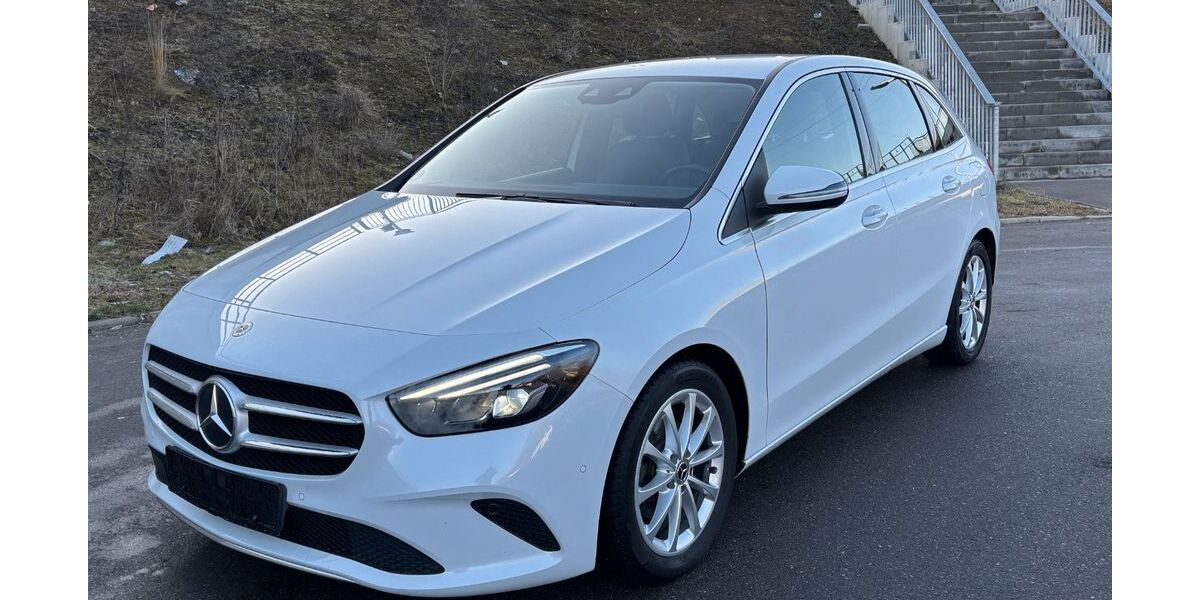 Mercedes-Benz B 180 152.000 km 17.200 &euro; Essingen­­­ 73457