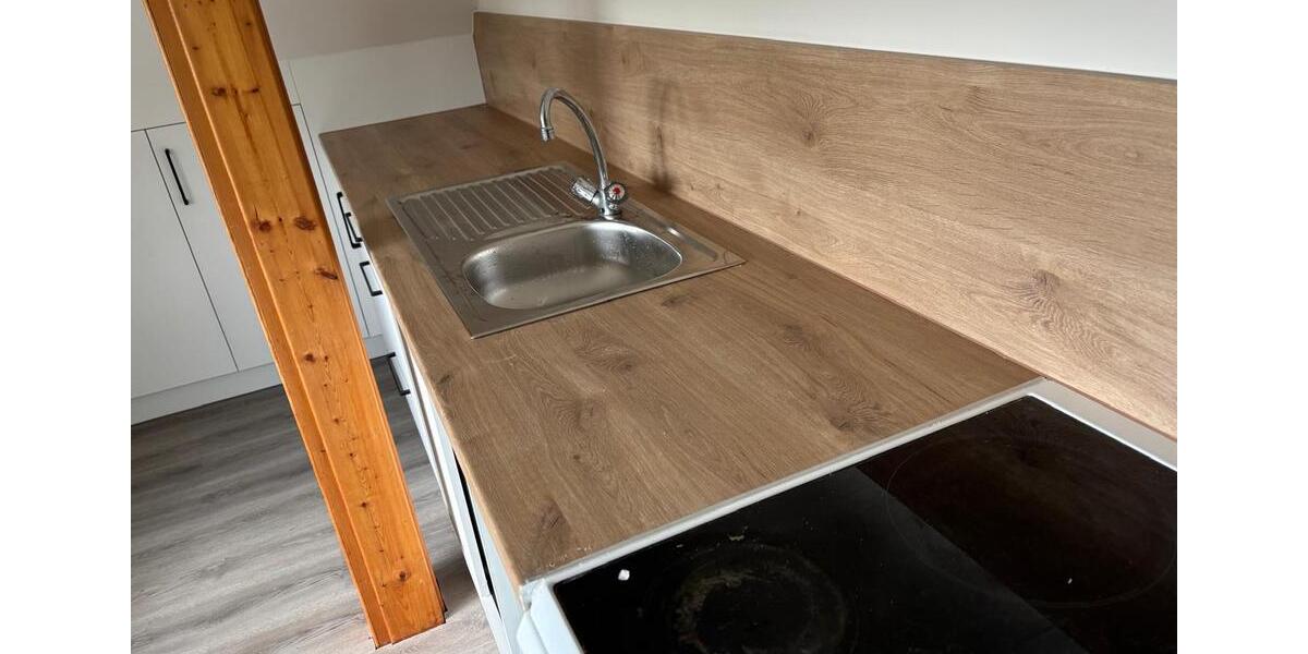 Dachgeschoßwohnung Heidenheim an der Brenz - 2 Zimmer, 48 m&sup2;, 680&euro; | Angebot:27612038