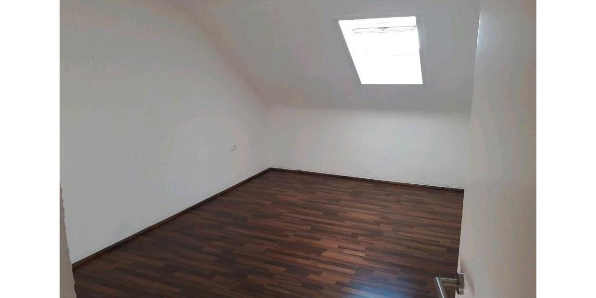 Dachgeschoßwohnung Aalen Unterkochen - 2 Zimmer, 64 m&sup2;, 760&euro; | Angebot:26448405