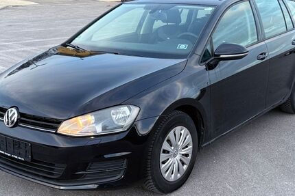 VW Golf 283.000 km 4.300 &euro; Essingen­­­ 73457