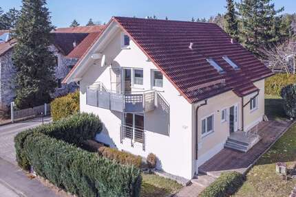 Haus Aalen Attenhofen - 7 Zimmer, 185 m&sup2;, 425.000&euro; | Angebot:25780585