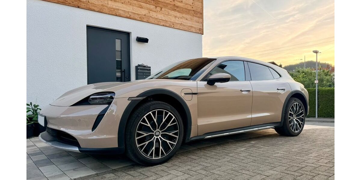 Porsche Taycan 26.000 km 78.500 &euro; Donzdorf 73072