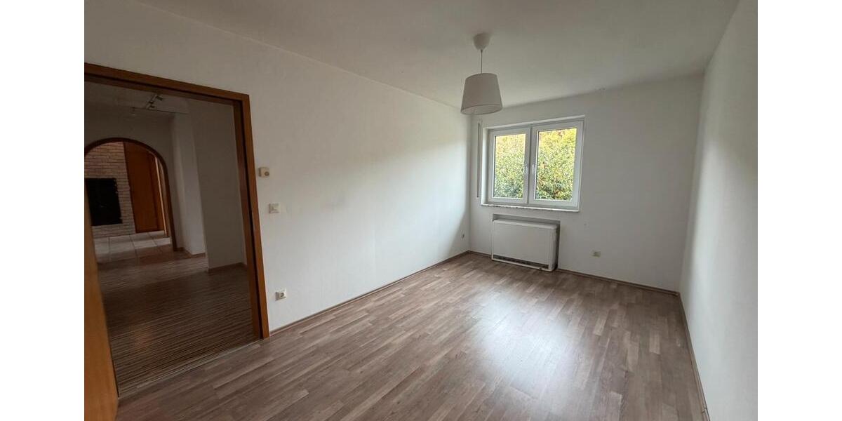 Einfamilienhaus Bopfingen - 5 Zimmer, 116 m&sup2;, 1.200&euro; | Angebot:27623342
