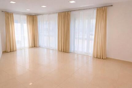 Wohnung Riesbürg - 5 Zimmer, 124 m&sup2;, 990&euro; | Angebot:26458250