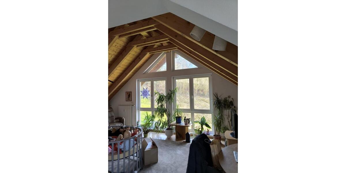 Dachgeschoßwohnung Mutlangen - 3 Zimmer, 73 m&sup2;, 690&euro; | Angebot:26032180