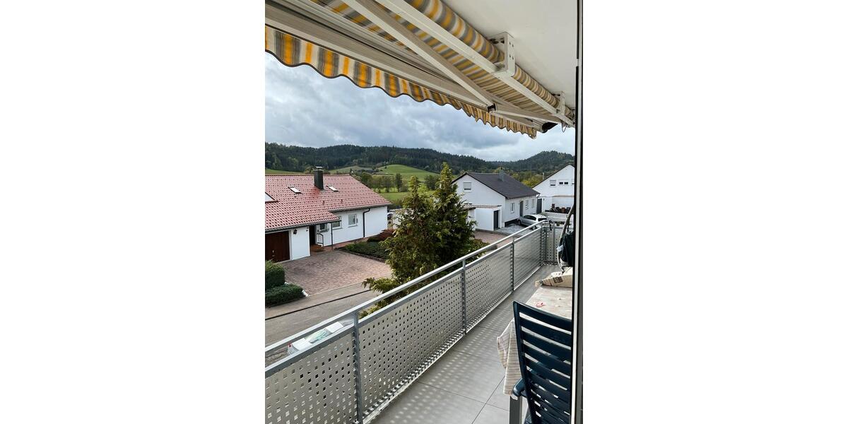 Etagenwohnung Gaildorf - 4 Zimmer, 99 m&sup2;, 1.200&euro; | Angebot:27616369