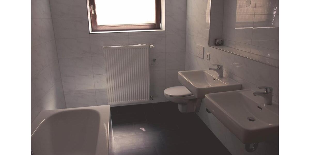 Etagenwohnung Oberkochen - 4.5 Zimmer, 150 m&sup2;, 1.110&euro; | Angebot:26670365