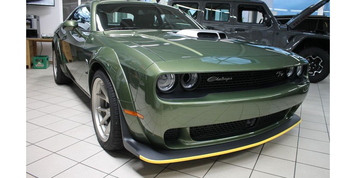 Dodge Challenger 15 km 74.990 &euro; Herbrechtingen 89542