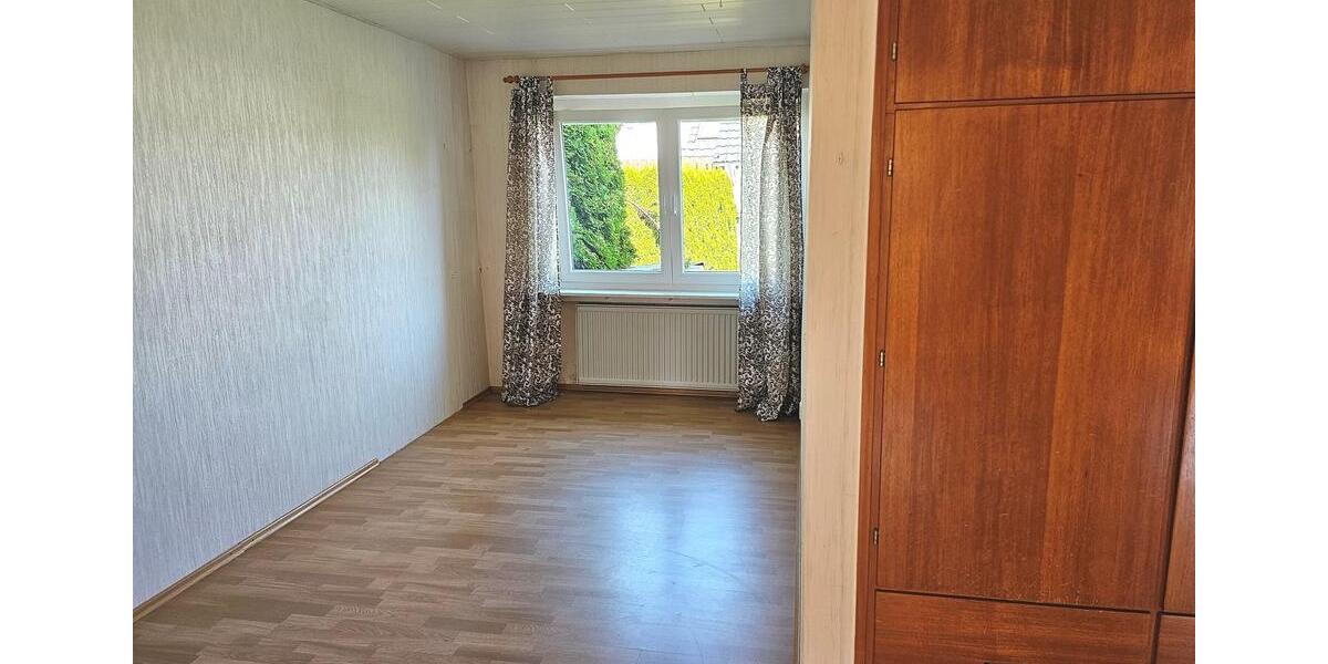 Doppelhaushälfte Nattheim - 7 Zimmer, 167 m&sup2;, 2.500&euro; | Angebot:22624871
